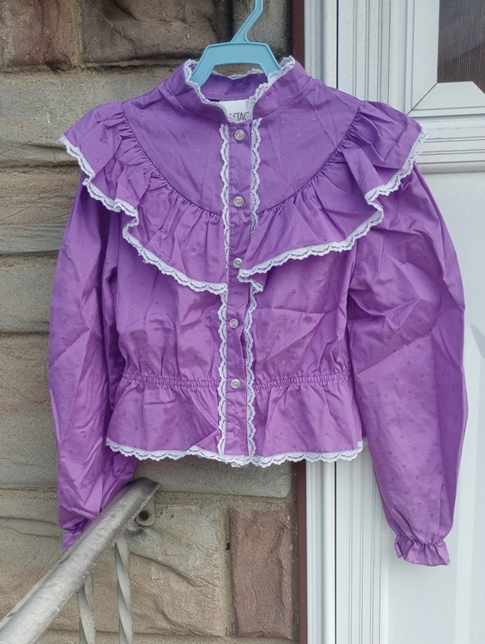 Kim Stacy Colorful Purple Ruffled Blouse w/ White Lace Trim, Sz 10